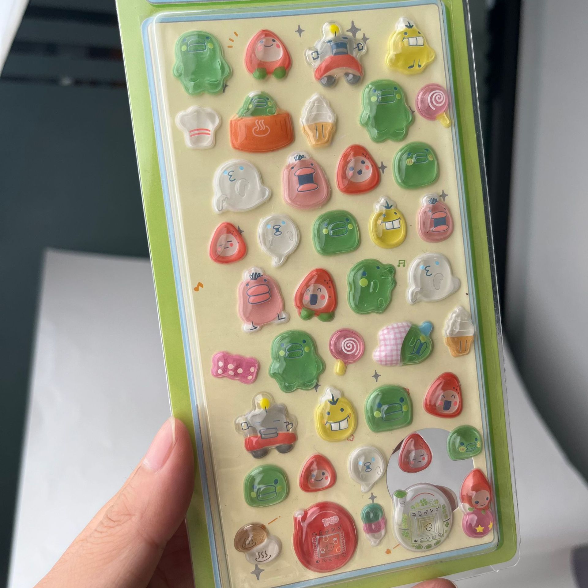 Leuke Tamagotchi 3D Puffy Stic - Pet Supplies Delivery recensie en prijs